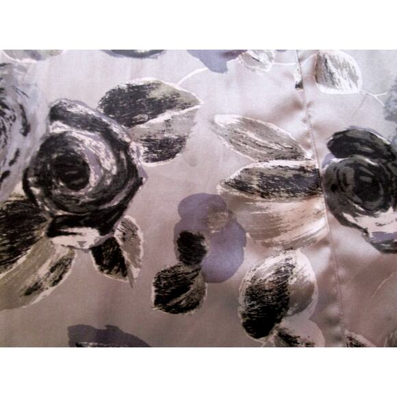 PIAZZA SEMPIONE Italy DESIGNER Silk Skirt Black Gray Roses Midi 42 6 Whimsigoth - Picture 12 of 12